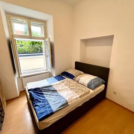 Stadtpark Aelteste Kirche 公寓 格拉茨